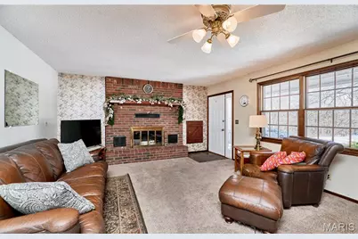 1825 Henke Road, Lake Saint Louis, MO 63367 - Photo 20