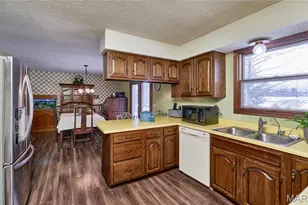 1825 Henke Rd, Lake Saint Louis, MO 63367 - Photo 32