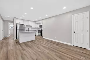 695 Mullanphy Rd, Florissant, MO 63031 - Photo 12