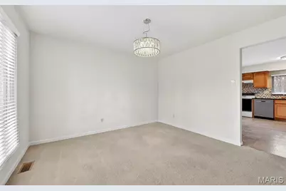 15423 Eaglepass Drive, Saint Louis, MO 63017 - Photo 8