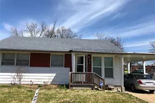 10301 Renfrew Dr, Riverview, MO 63137 - Photo 6