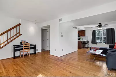 5849 Prince George Court, Saint Louis, MO 63139 - Photo 6