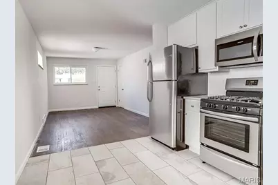 3237 Portis Avenue, Saint Louis, MO 63116 - Photo 4