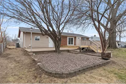 2309 Golfway Street, Saint Charles, MO 63301 - Photo 2