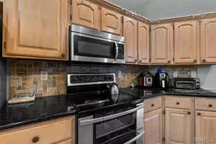 2204 Crown Point Dr, Cape Girardeau, MO 63701 - Photo 12