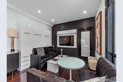 200 S Brentwood Boulevard #21H, Clayton, MO 63105 - Photo 8