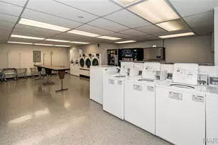 200 S Brentwood Blvd, Clayton, MO 63105 - Photo 32