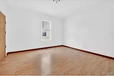 6534 Whitney Avenue, Saint Louis, MO 63133 - Photo 6