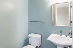 7917 Grantwood Cove Ln, Crestwood, MO 63123 - Photo 16