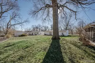 4204 Beauty Ln, Woodson Terrace, MO 63134 - Photo 26