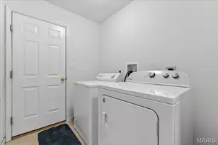 1716 Preston Centre Dr, Fenton, MO 63026 - Photo 14