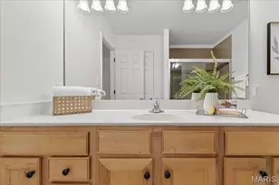 1716 Preston Centre Dr, Fenton, MO 63026 - Photo 12