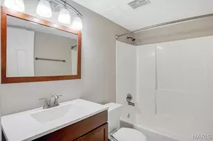 1464 Hawks Nest Ct Ct, Saint Charles, MO 63303 - Photo 16