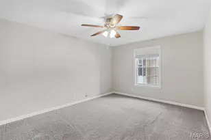 1464 Hawks Nest Ct Ct, Saint Charles, MO 63303 - Photo 12