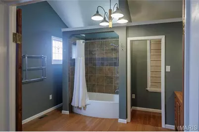 9845 Reavis Road, Affton, MO 63123 - Photo 14