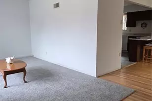 10714 Winthrop Ct, Saint Louis, MO 63123 - Photo 6