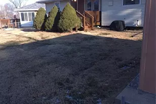 10714 Winthrop Ct, Saint Louis, MO 63123 - Photo 12