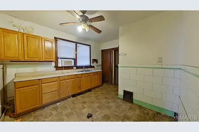 5053 Claxton Avenue, Saint Louis, MO 63120 - Photo 4