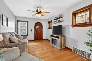 5722 Murdoch Ave, Saint Louis, MO 63109 - Photo 6