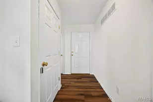 149 Bayhill Village Dr, O'Fallon, MO 63368 - Photo 8