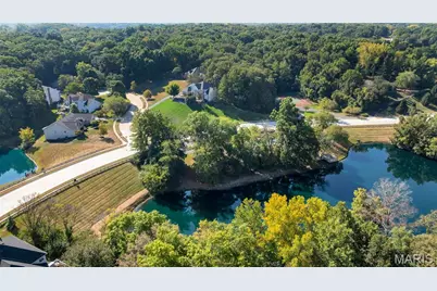 17609 Burnham Court, Chesterfield, MO 63005 - Photo 72