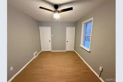 4505 June Avenue, Northwoods, MO 63121 - Photo 8