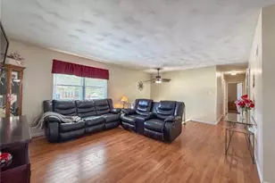 5827 Barberry Dr, Imperial, MO 63052 - Photo 6