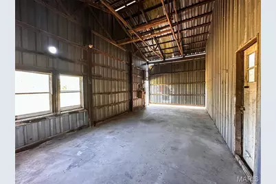 1735 Tickridge, Elsberry, MO 63343 - Photo 16