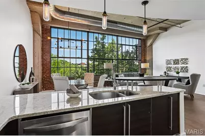 4100 Forest Park Avenue #304, Saint Louis, MO 63108 - Photo 22