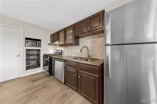 2265 Briarcrest Dr, Saint Louis, MO 63033 - Photo 14