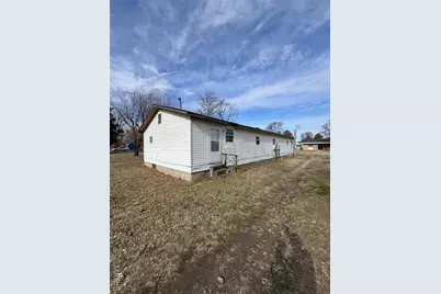 303 Conyers St, East Prairie, MO 63845 - Photo 2