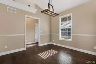 623 Castle Ridge Dr, Wentzville, MO 63385 - Photo 10