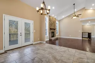 623 Castle Ridge Dr, Wentzville, MO 63385 - Photo 18