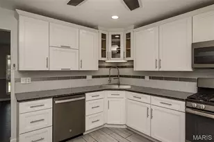 3060 Postport Ln, Maryland Heights, MO 63043 - Photo 14