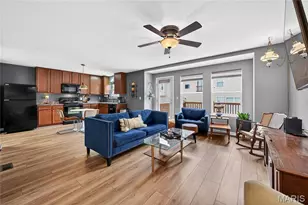 23 Country Heights Ct, Lake Saint Louis, MO 63367 - Photo 4