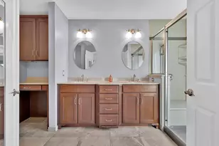 2325 Ashley Pl Dr, Saint Charles, MO 63303 - Photo 18