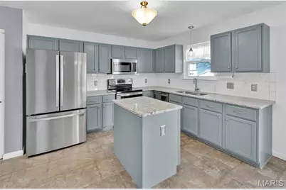 2325 Ashley Place Drive, Saint Charles, MO 63303 - Photo 8