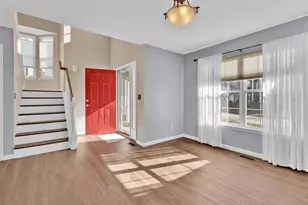 2325 Ashley Pl Dr, Saint Charles, MO 63303 - Photo 4