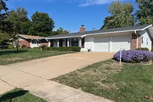 9149 Garber Rd, Saint Louis, MO 63126 - Photo 1