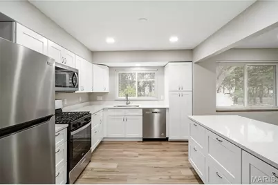 7 Flamingo Drive, Hazelwood, MO 63042 - Photo 14