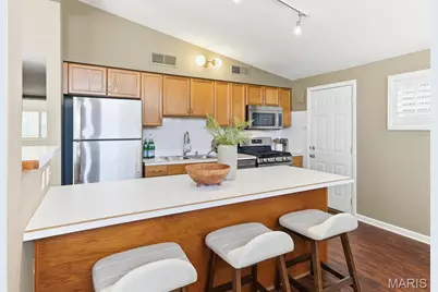 1001 Coffey Court, Saint Louis, MO 63126 - Photo 10