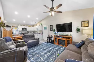 1003 N Mine St, Potosi, MO 63664 - Photo 2