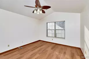 16530 Victoria Crossing Dr, Wildwood, MO 63040 - Photo 4