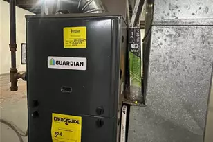 227 Meadowcrest Dr, Saint Louis, MO 63135 - Photo 20