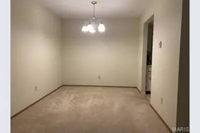 10500 Silkwood Court, Saint Ann, MO 63114 - Photo 8