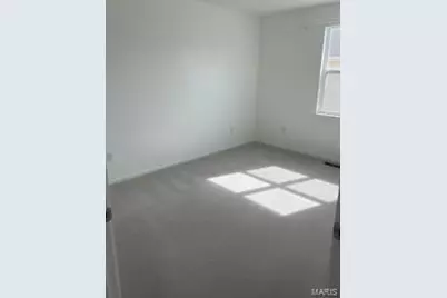 10500 Silkwood Court, Saint Ann, MO 63114 - Photo 4