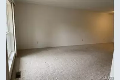 10500 Silkwood Court, Saint Ann, MO 63114 - Photo 12