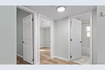 7331 Wayne Avenue, University City, MO 63130 - Photo 8