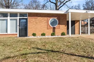 7331 Wayne Ave, University City, MO 63130 - Photo 1