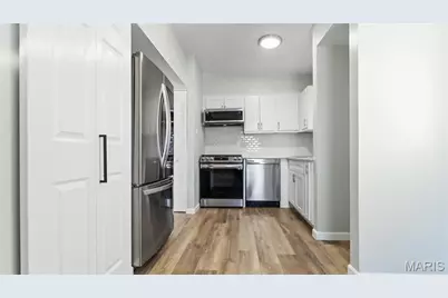 7331 Wayne Avenue, University City, MO 63130 - Photo 6